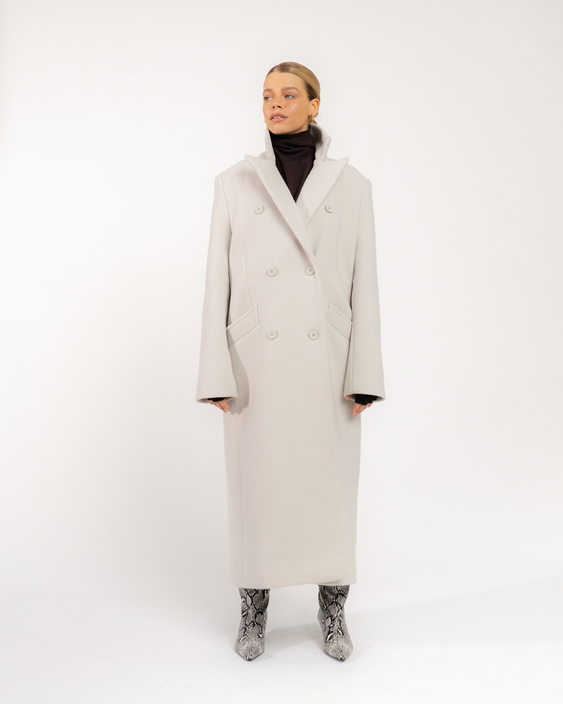 Płaszcz one size lodowy/jasny beż